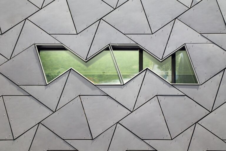 Comprehensive Guide to Stone Wall Cladding Repair: Expert Techniques and Maintenance Strategies